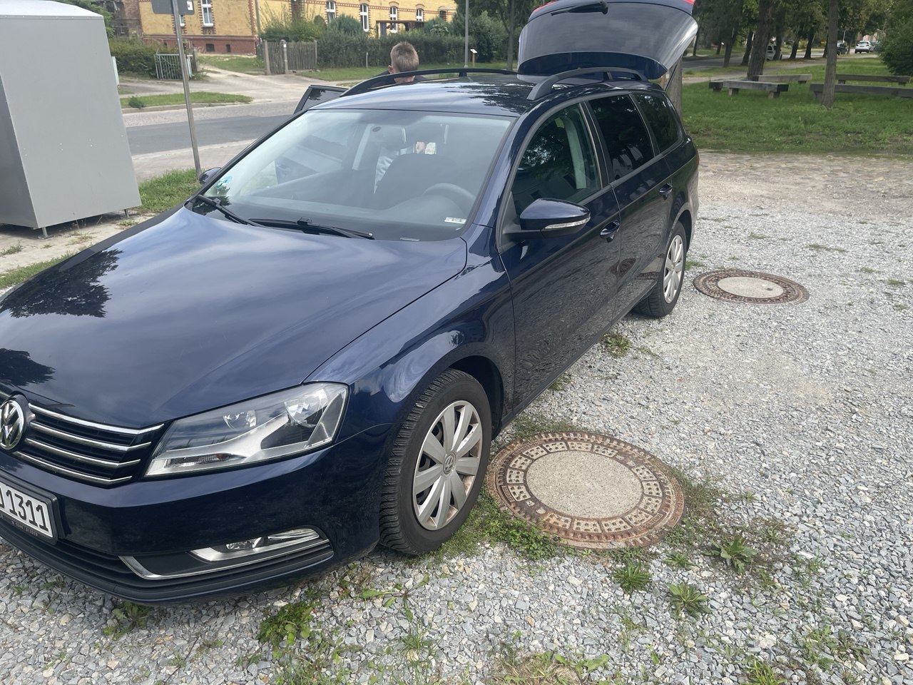 Volkswagen Passat 1.4 CAXA, 2011 — синий