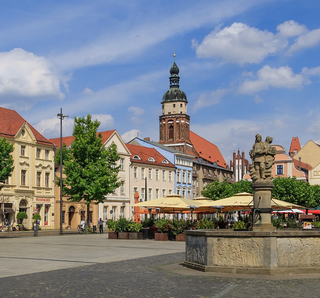 Панорама Котбуса над річкою Шпрее