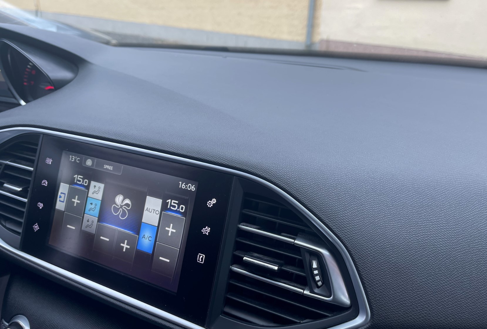 Beispiel Fahrzeugprüfung Foto 11